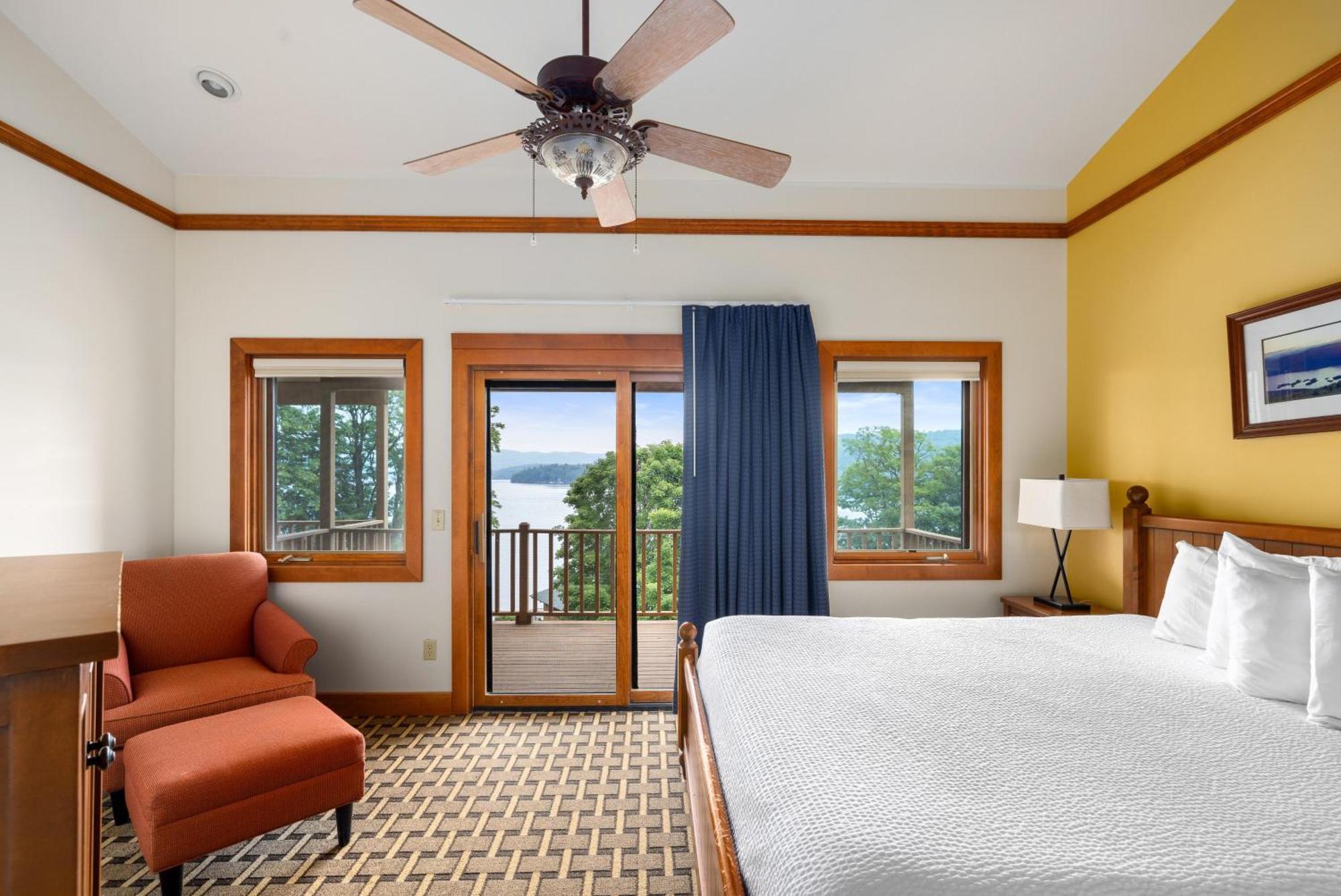 Sun Castle Resort Lake George Bagian luar foto