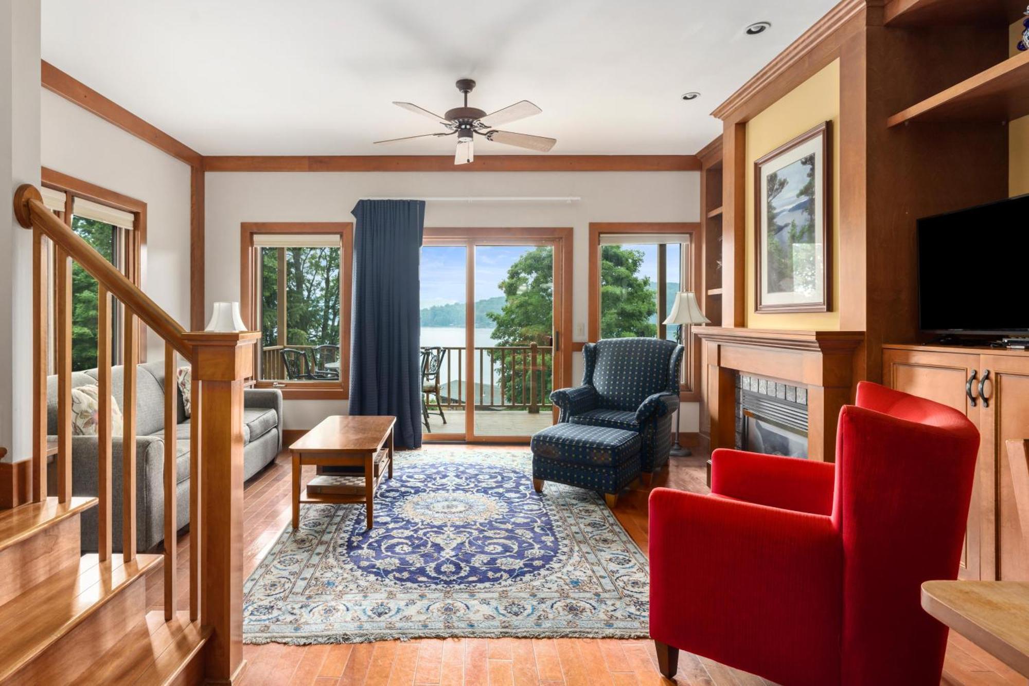 Sun Castle Resort Lake George Bagian luar foto